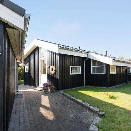 In With Sauna Semesterbostad